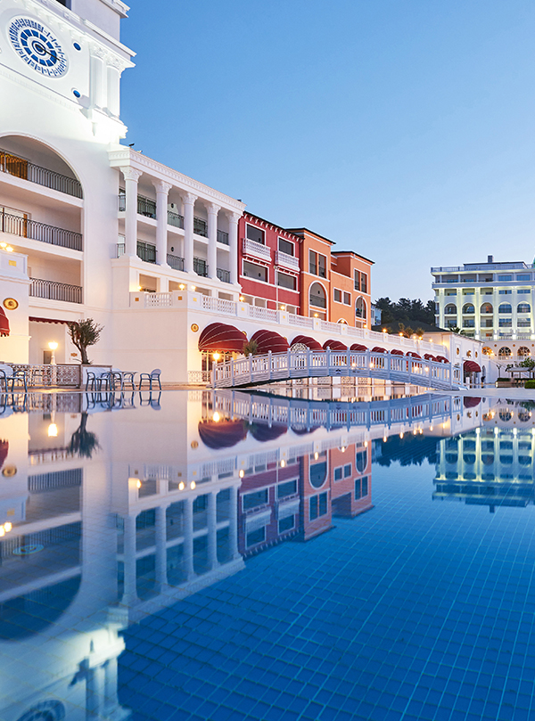 Michael's_Valet_luxury-hotel